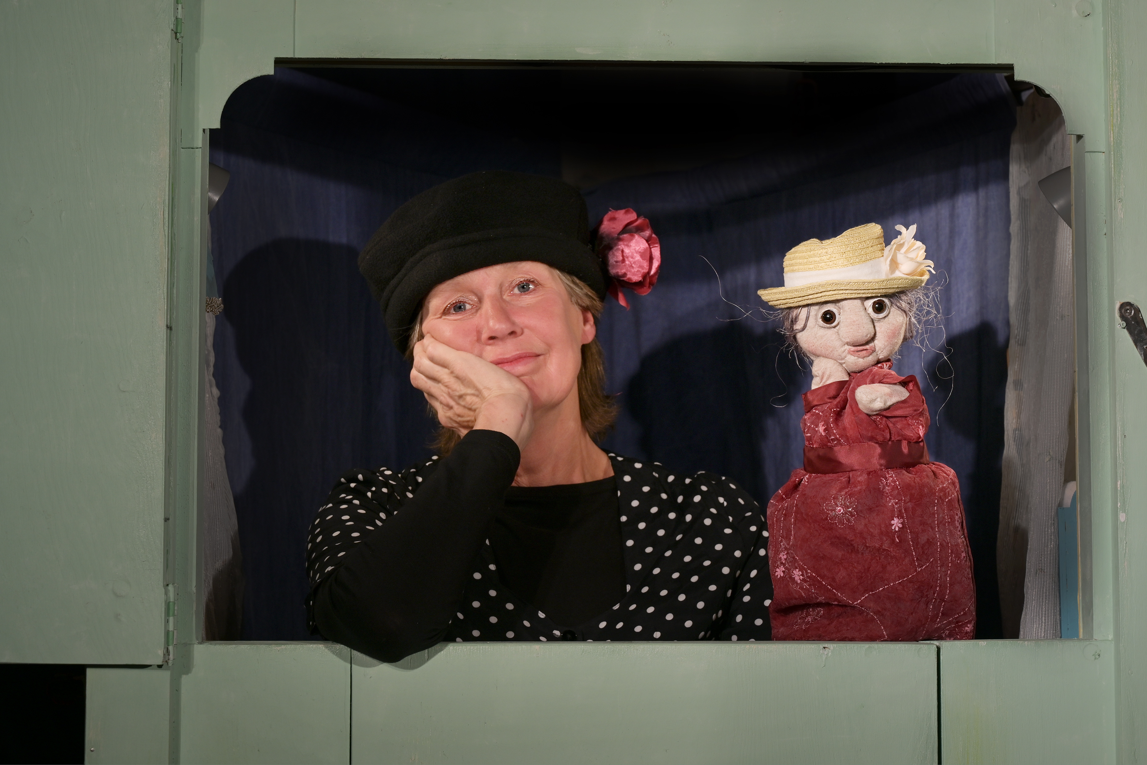 Oma u. Spielerin